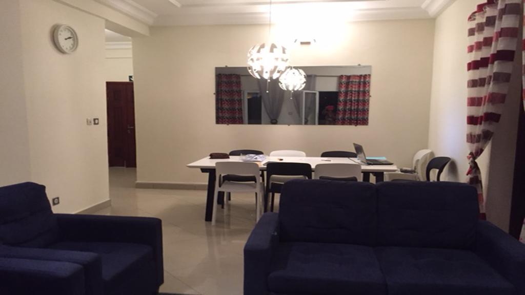 Le Buffle Noir Appart D'Hotes Douala Bagian luar foto